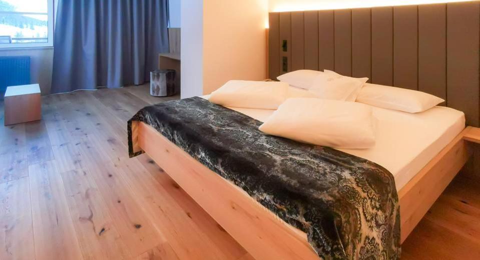 Eller Hotel