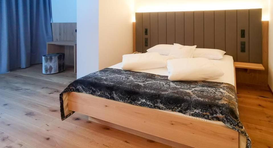 Eller Hotel 4*